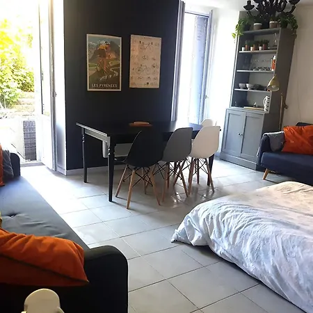 Pyrennees Garden Ski Retreat * Bagneres-de-Luchon